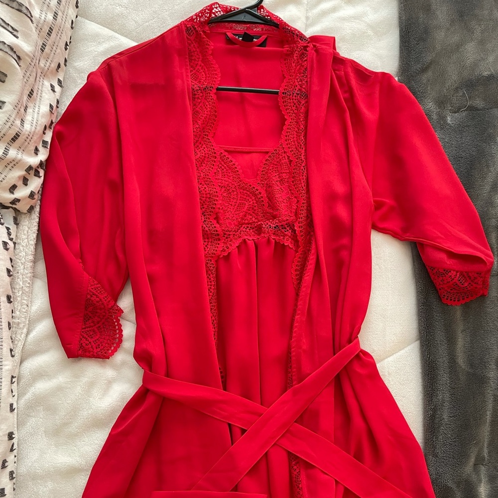 Slip and Robe set